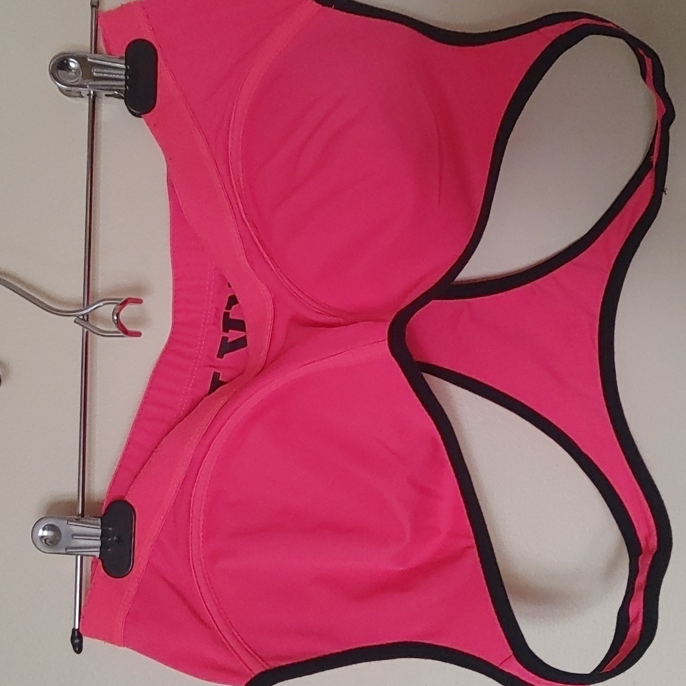 Love by Candy Couture pink sports bras size XL, 40 - Picture 6 of 7